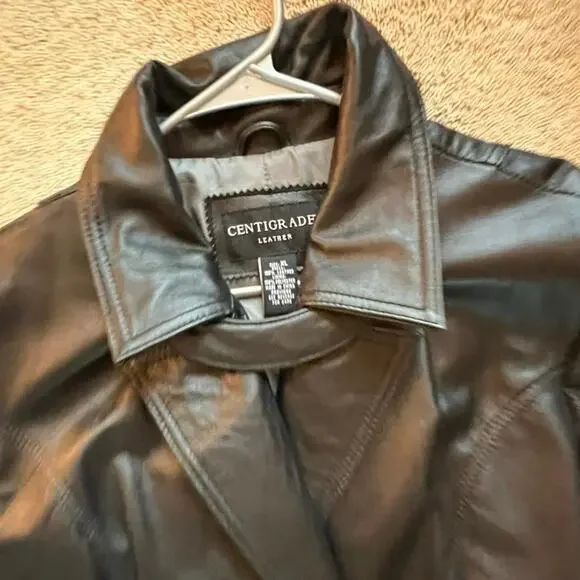 Leather trench coat, Centigrade brand , XL super soft, small repair cuff - Picture 4 of 10